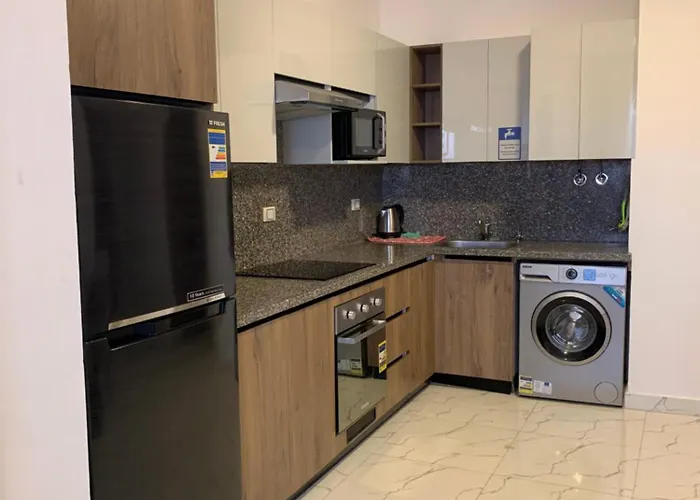 La Prestigia By Concierge Apartment *