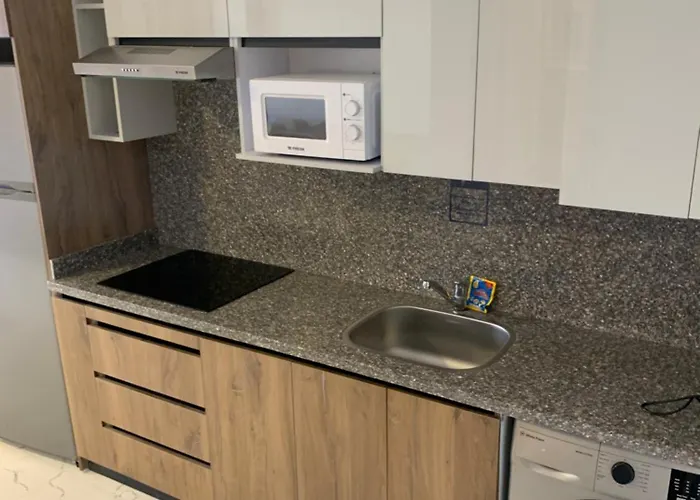 La Prestigia By Concierge Apartment *