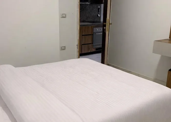 La Prestigia By Concierge Apartment