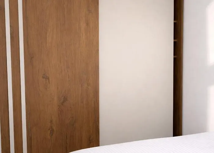 Apartment La Prestigia By Concierge